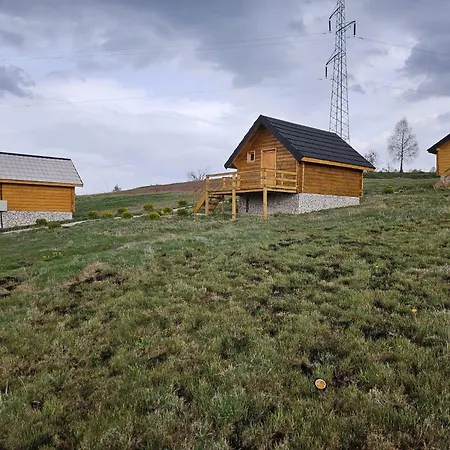 Etno Selo Raj Na Uvcu Lodge Sjenica